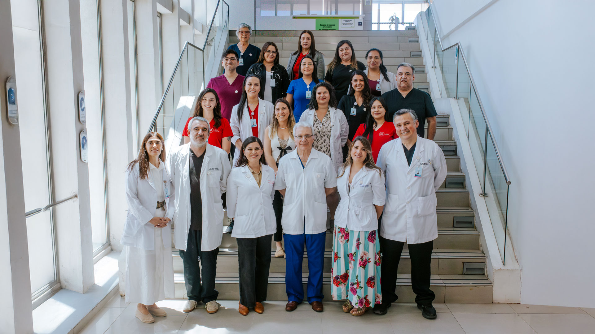 equipo IMR posando de frente